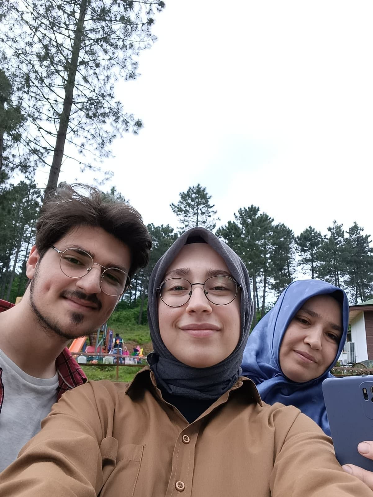 Bugün o kadar çok fotoğraf çekilmiştik ki, harika bir gündü.
